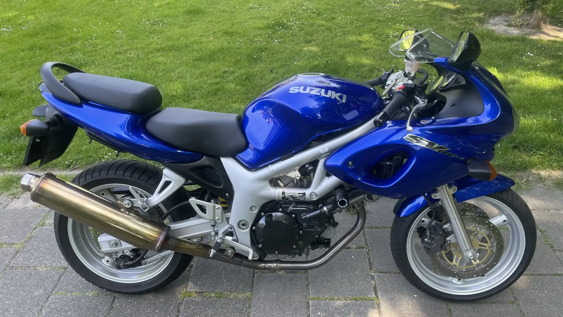 Suzuki SV 650 Suzuki SV 650 S, 2001, 9200km, nieuwstaat! - 1