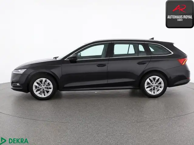 Skoda Octavia view 2