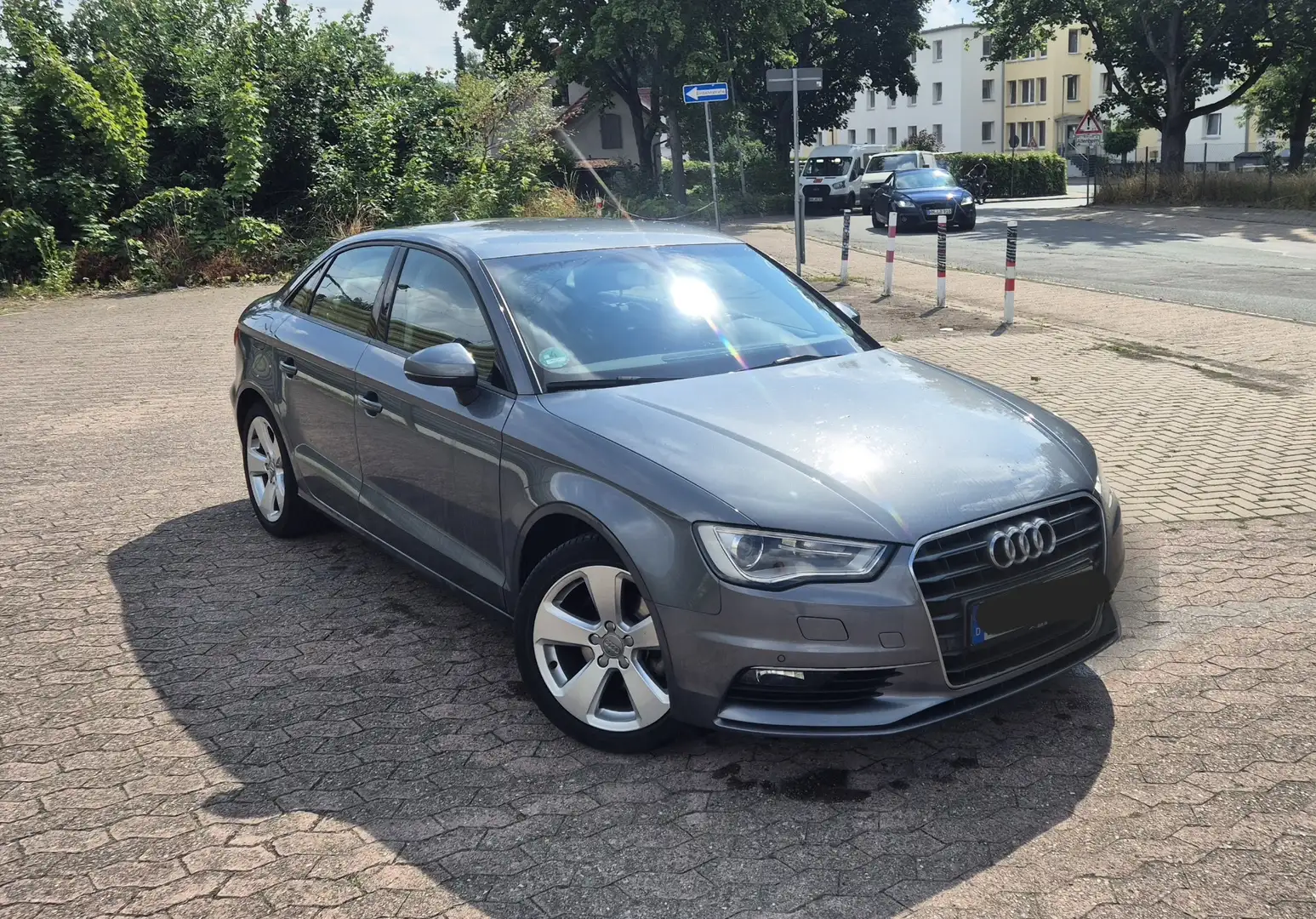 Audi A3 ambition ultra Grau - 2