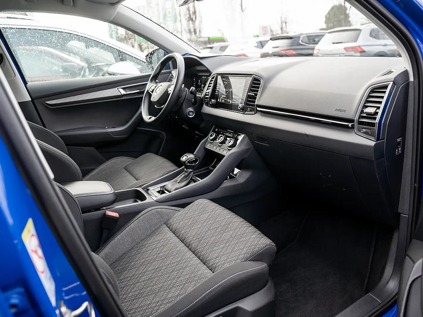 Skoda Karoq 2.0 TDI Style 4x4 DSG AHK NAVI PDC GRA Blau - 2