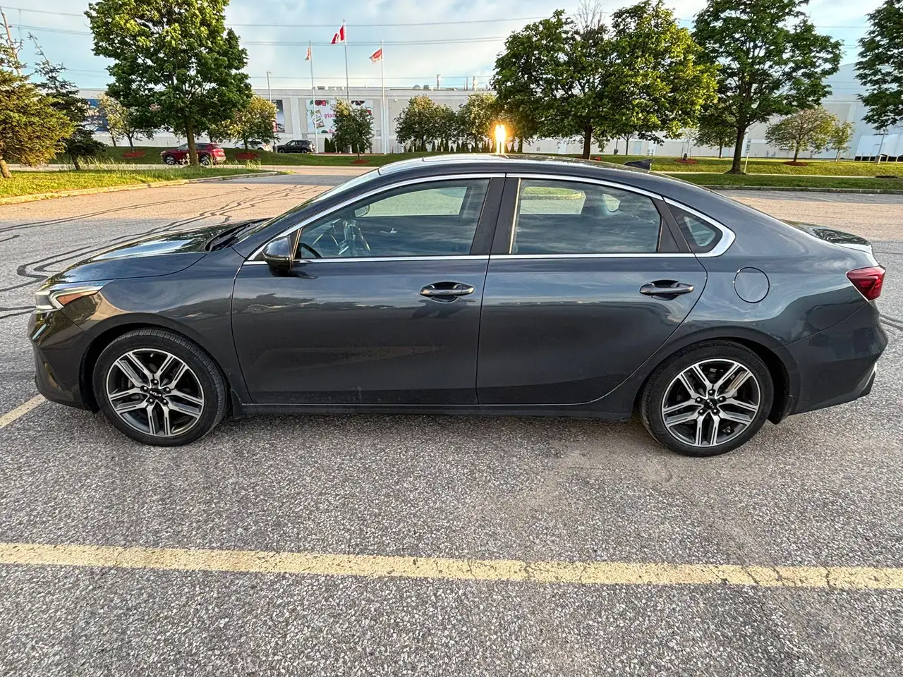Kia Forte снимка Kia Forte