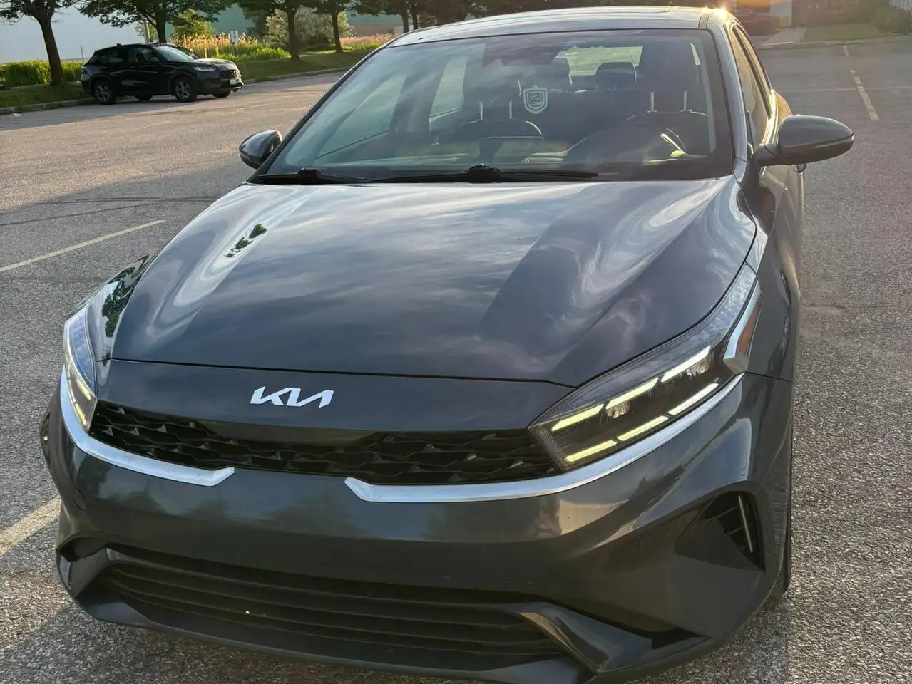 Kia Forte снимка Kia Forte
