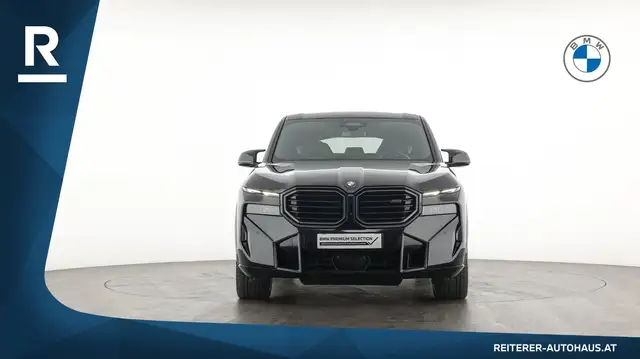 BMW XM view 2