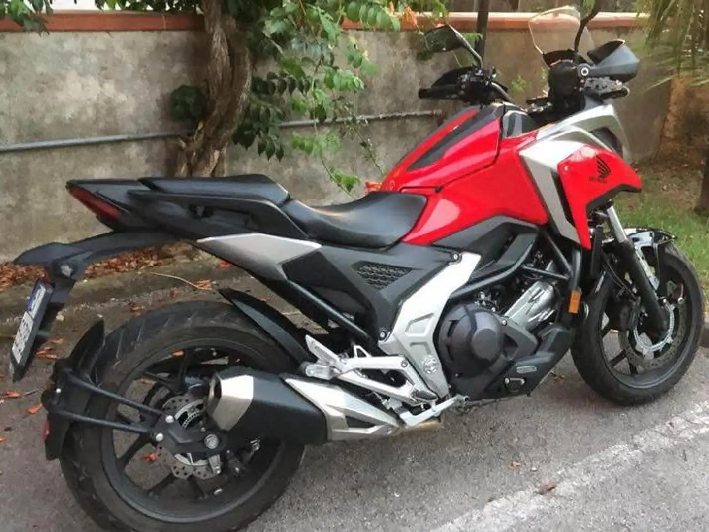 Honda NC 750 Rosso - 2