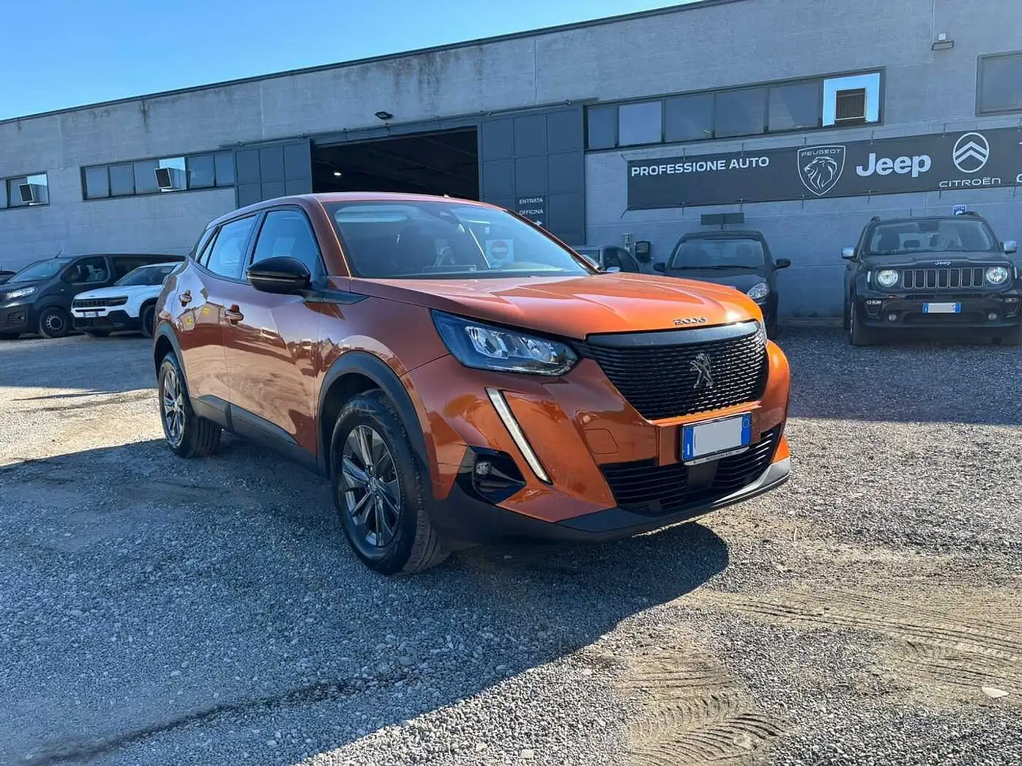 Peugeot 2008 2ª serie BlueHDi 110 S&S Active Pack PROMO Arancione - 2