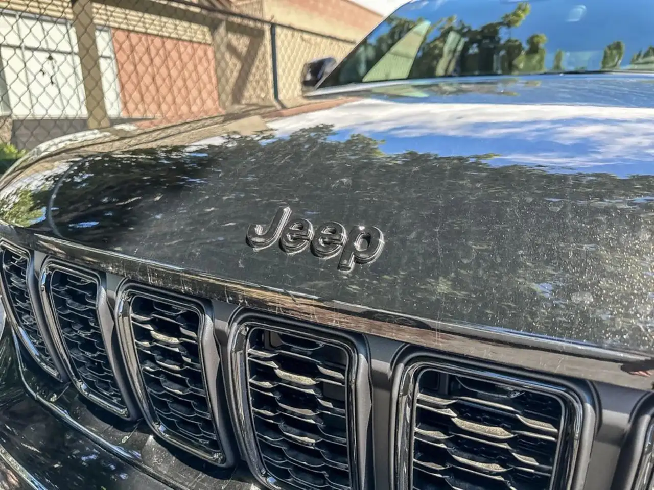 Jeep Grand Cherokee снимка Jeep Grand Cherokee