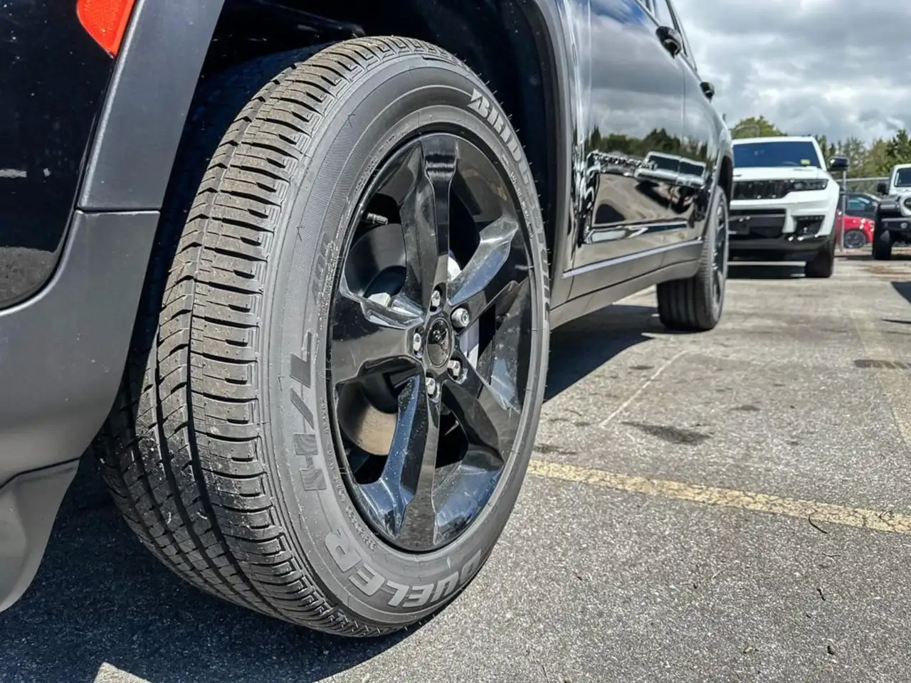 Jeep Grand Cherokee снимка Jeep Grand Cherokee