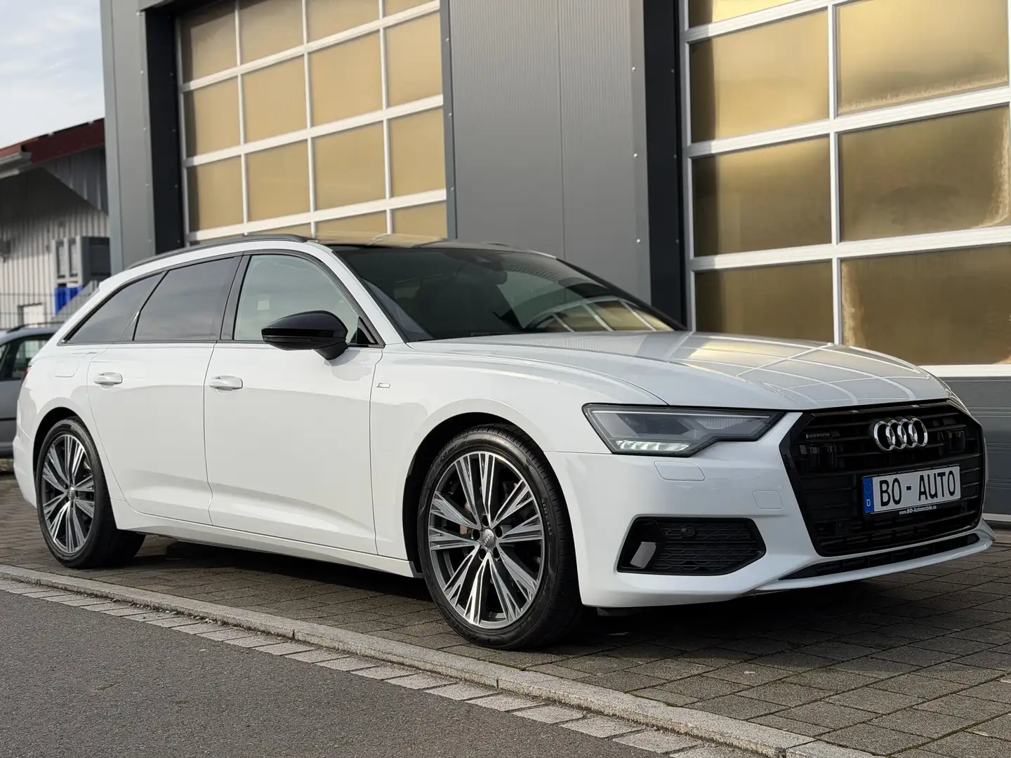 Audi A6 Avant 50 TDI S-LINE PANO B&O AHK StandHzg. ACC 20 Weiß - 1