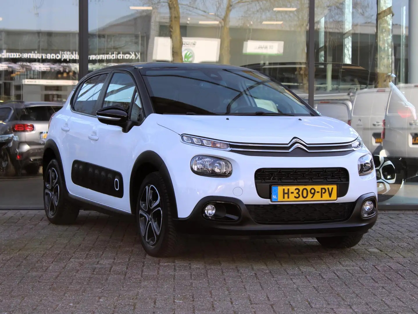 Citroen C3 1.2 PureTech S&S Feel Edition | Navi / Climate / C Blanco - 2
