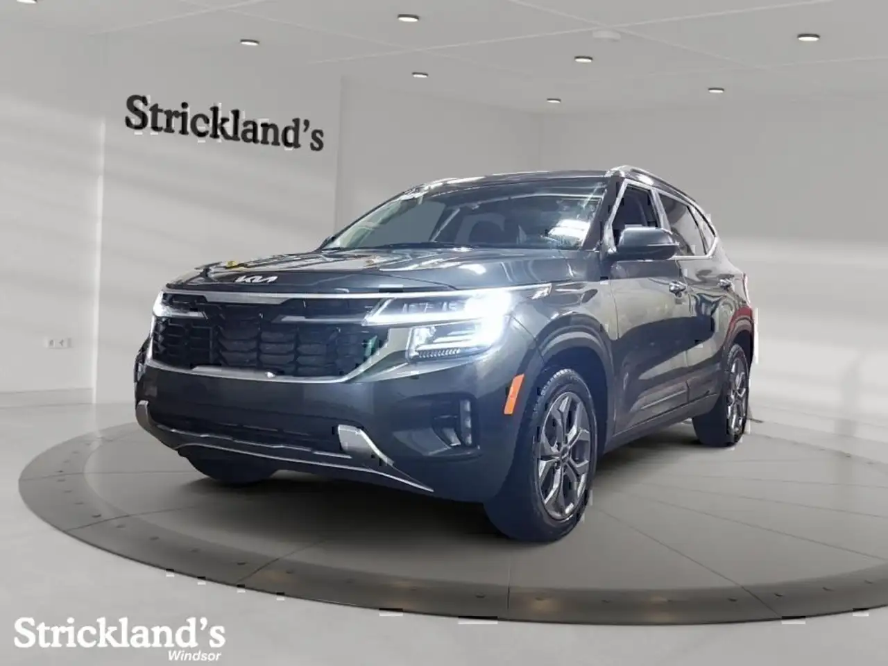 Kia Seltos снимка Kia Seltos
