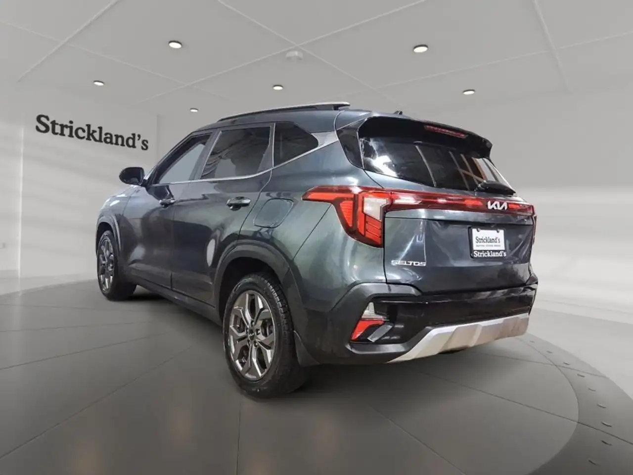 Kia Seltos снимка Kia Seltos