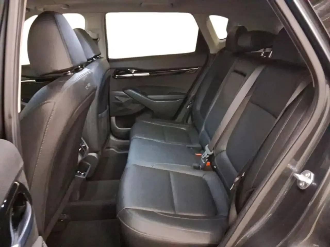 Kia Seltos снимка Kia Seltos