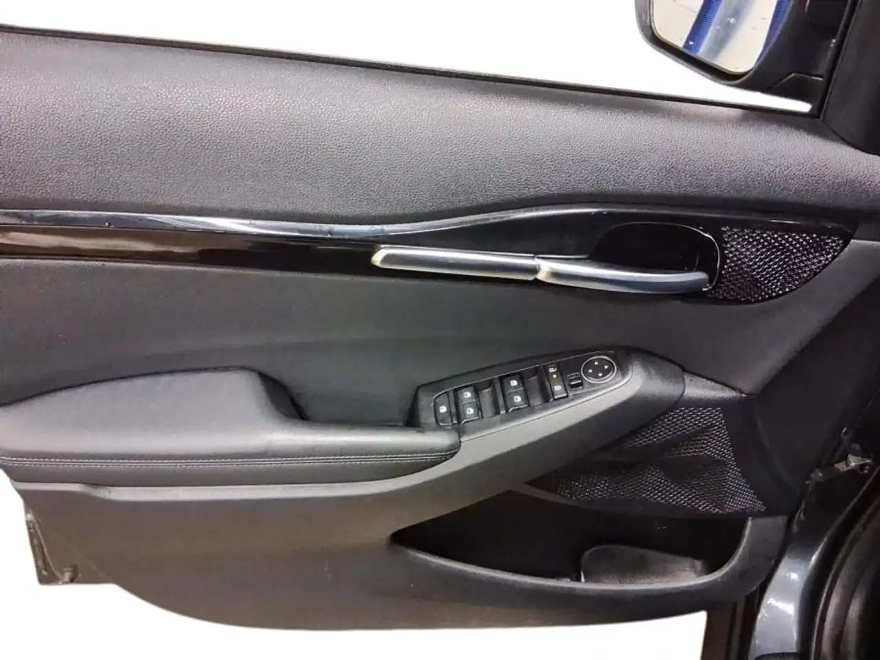 Kia Seltos снимка Kia Seltos