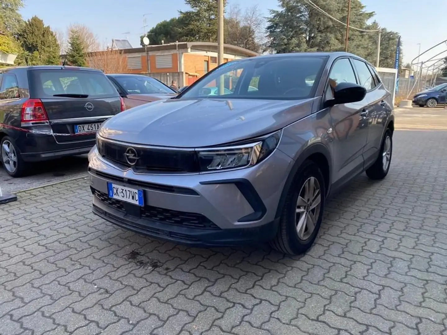 Opel Grandland 1.5 diesel Ecotec aut. Grijs - 1