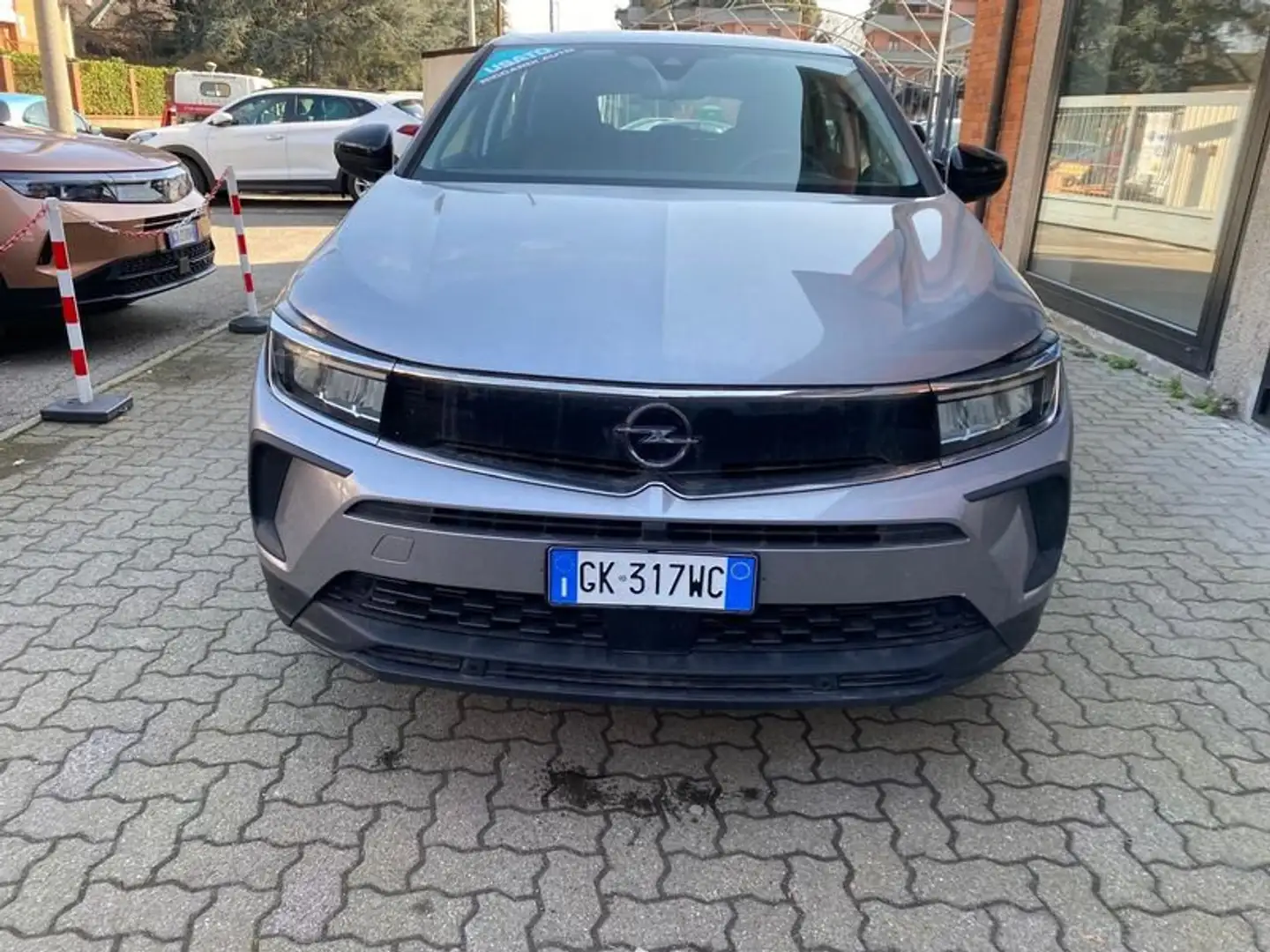 Opel Grandland 1.5 diesel Ecotec aut. Grijs - 2