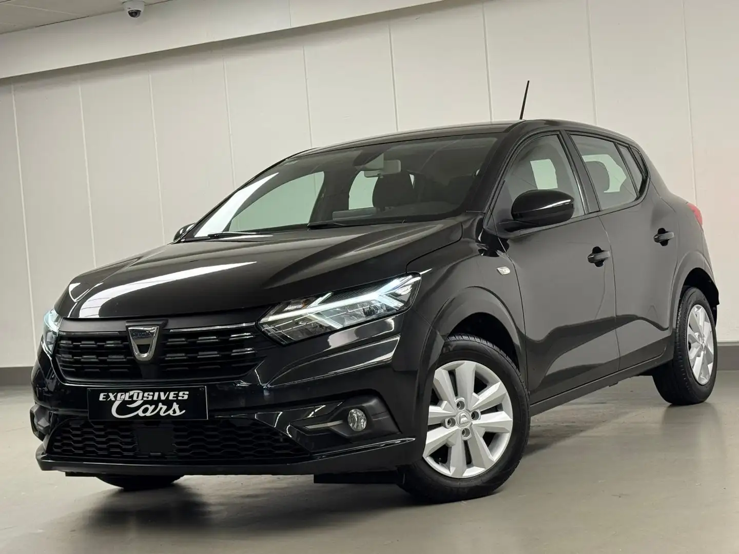 Dacia Sandero 1.0 TCE 67 CV !! 1ere MAIN !! GPS CLIM REG LED Zwart - 1