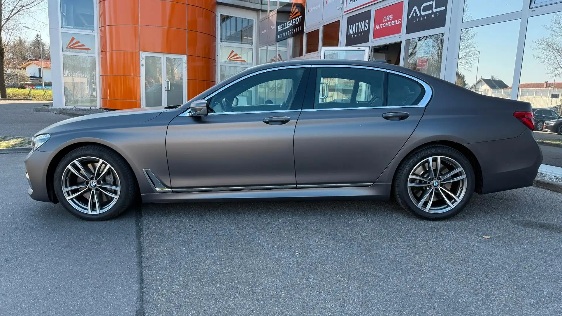 BMW 750 i xDrive/M Sportpak/Laser/HeadUp/H&K/Massage Білий - 2