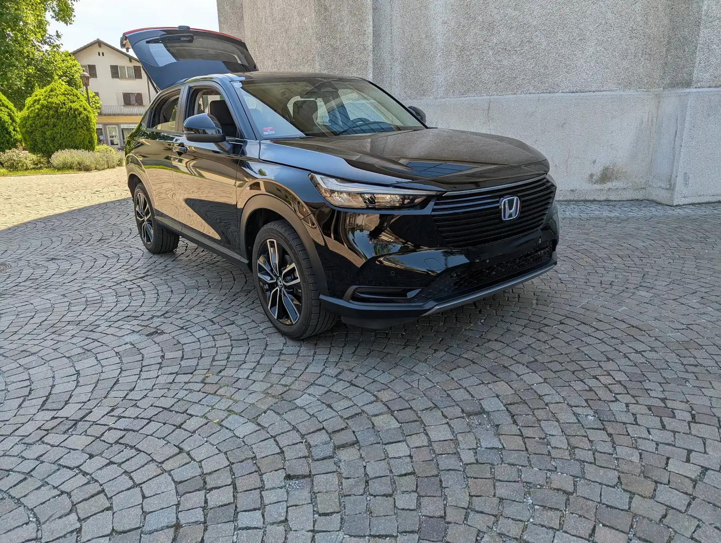 Honda HR-V HR-V 1,5 i-MMD Hybrid 2WD Advance Plus Aut. Advance Plus Schwarz - 1