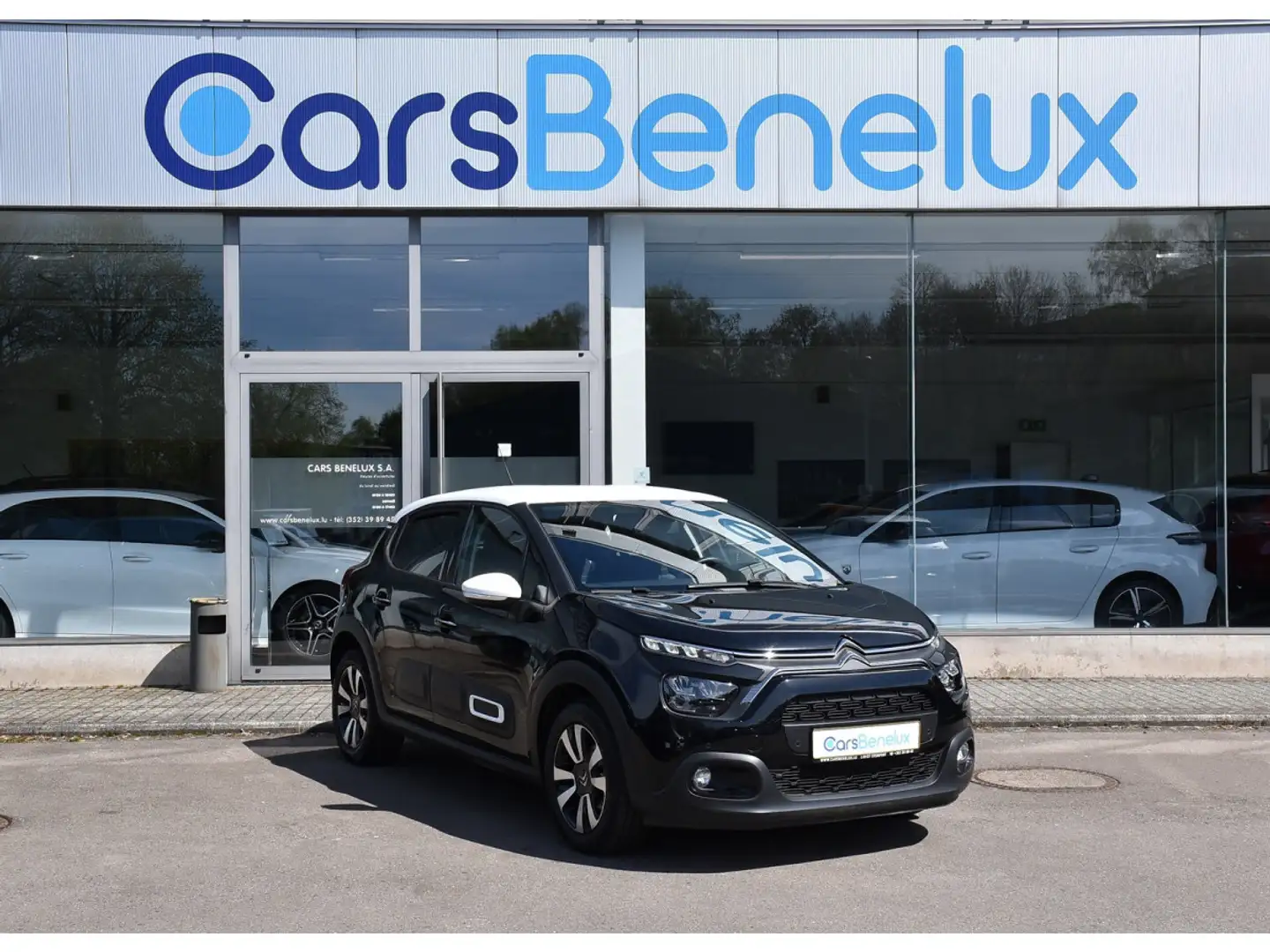 Citroen C3 1.2 PureTech Max 110 GPS LANE CAM KEYLESS 1°MAIN Noir - 1