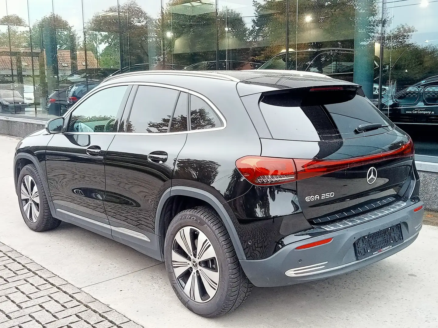 Mercedes-Benz EQA 250 66.5 kWh 250 LED*APPLECPL*HALF LEDER*GPS*CAM*SFEER Noir - 2