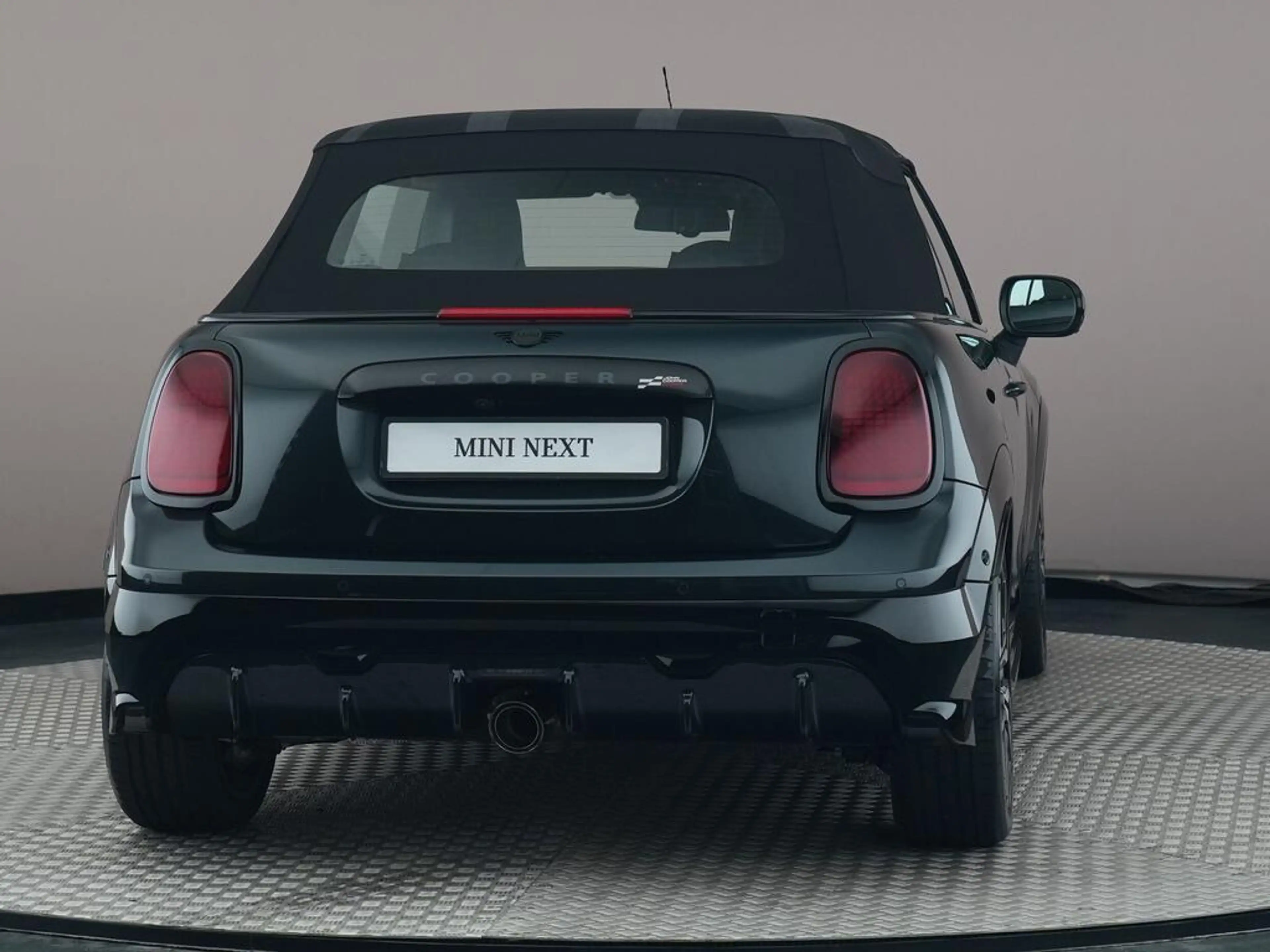 MINI John Cooper Works Cabrio 2.0 JCW XL — photo 9