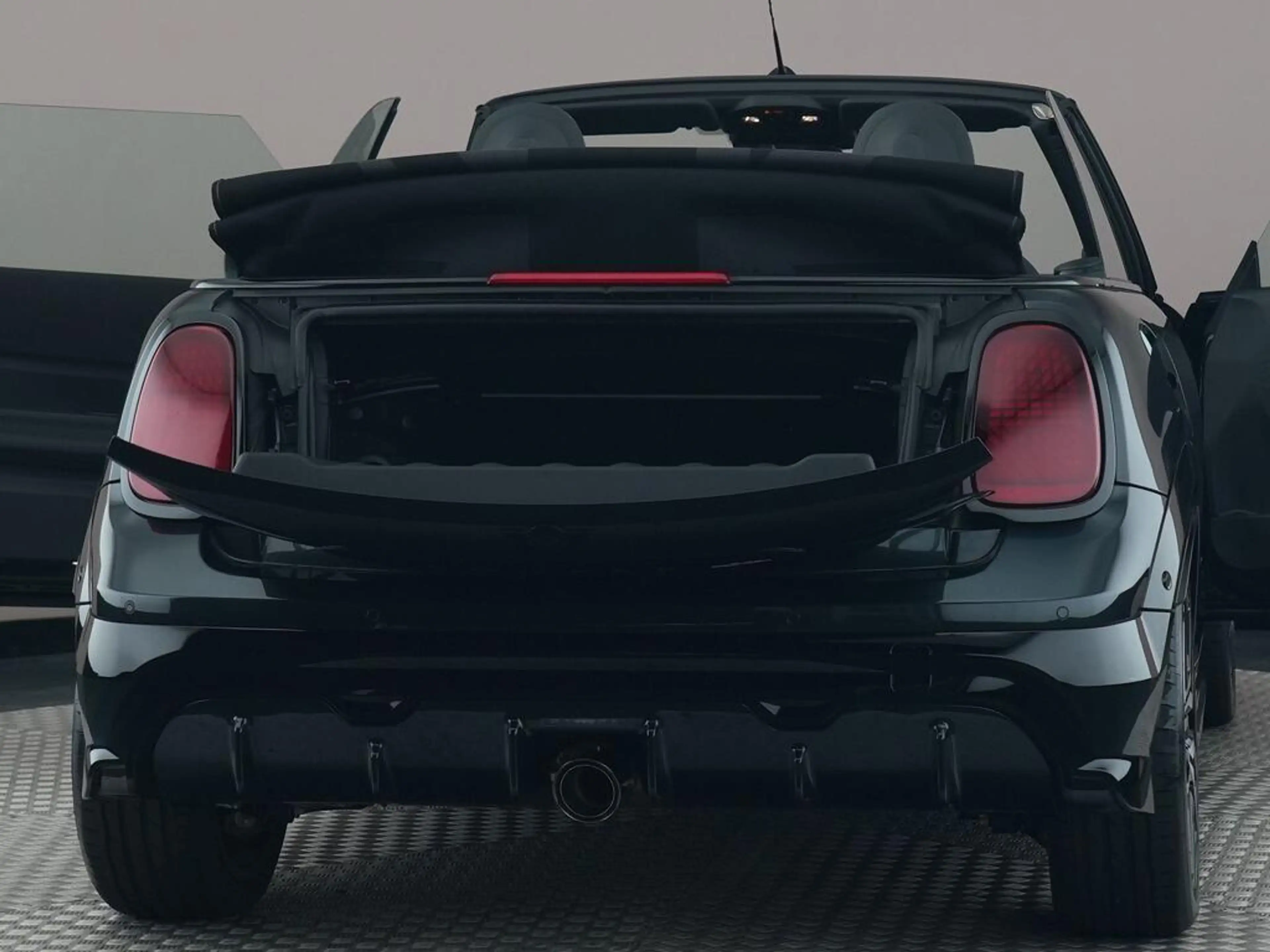 MINI John Cooper Works Cabrio 2.0 JCW XL — photo 12
