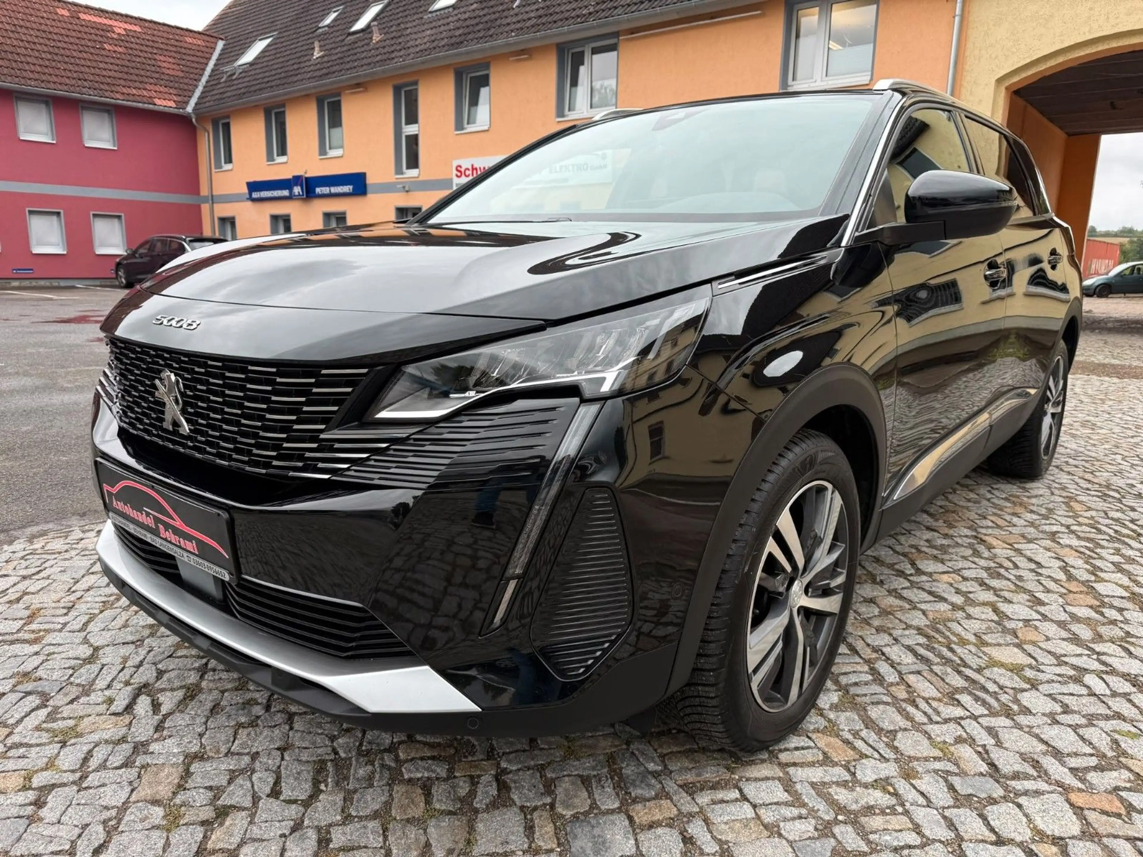 Peugeot 5008 1.5 Blue-HDI Allure Pack EAT8 Automatik