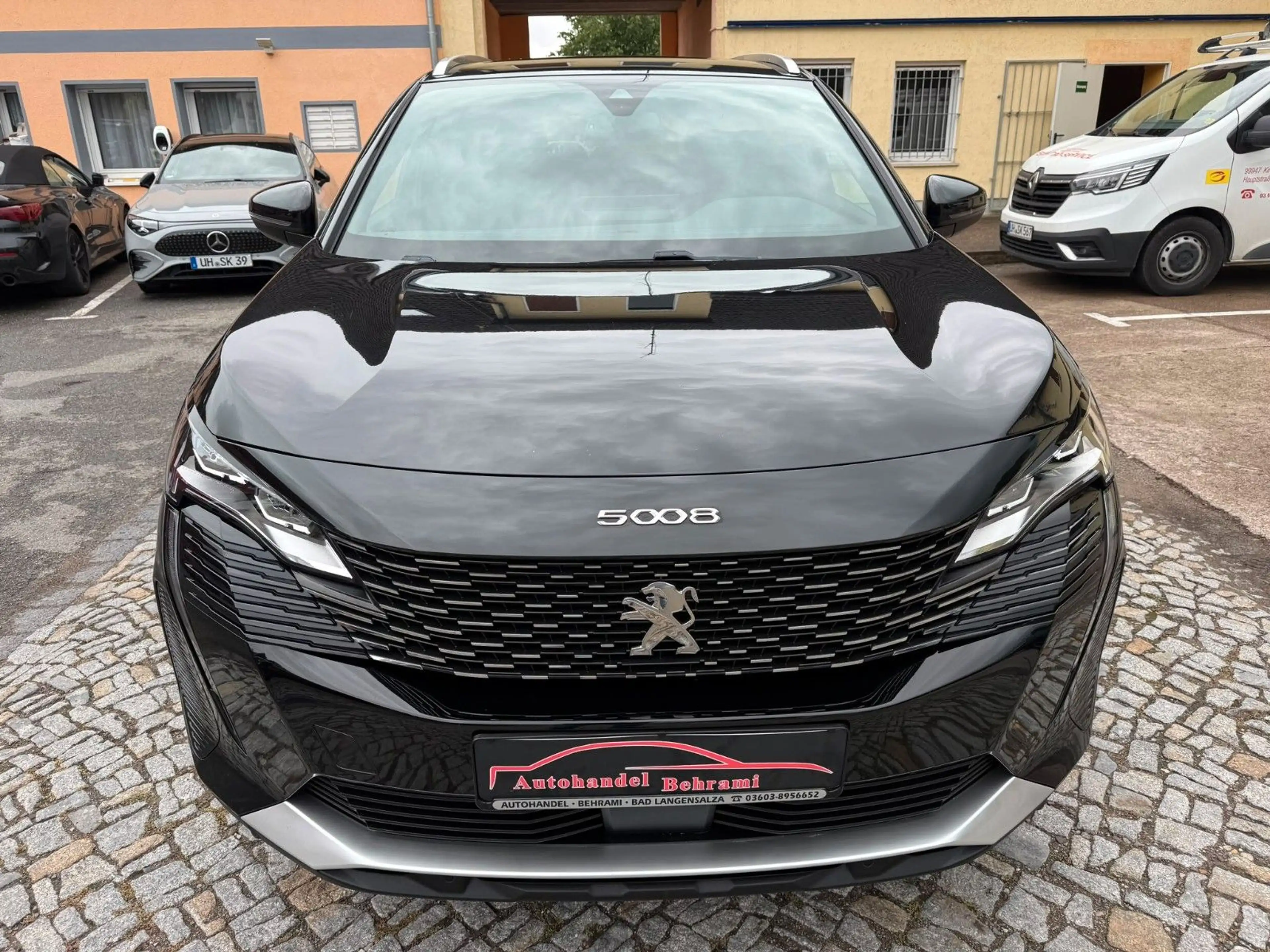 Peugeot 5008 1.5 Blue-HDI Allure Pack EAT8 Automatik — photo 7