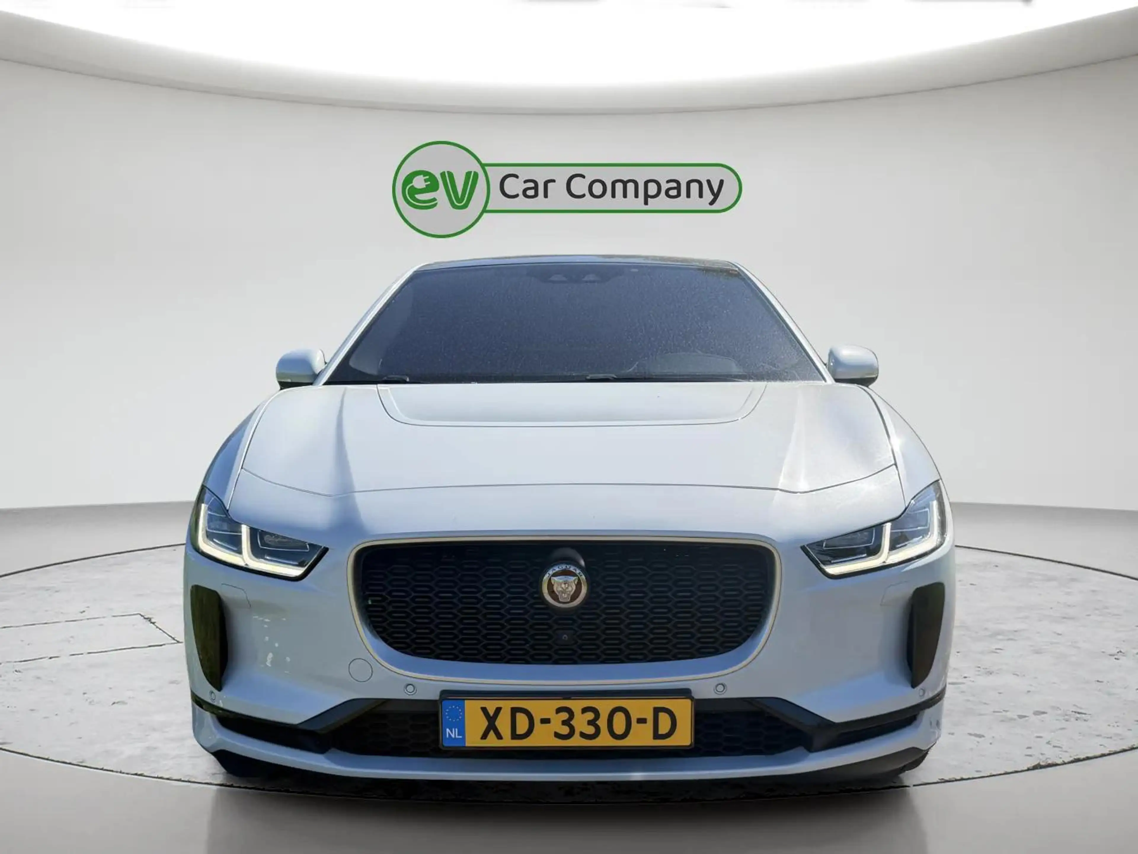 Jaguar I-Pace EV400 First Edition 90 kWh | SOH ..% | Panoramadak — photo 9