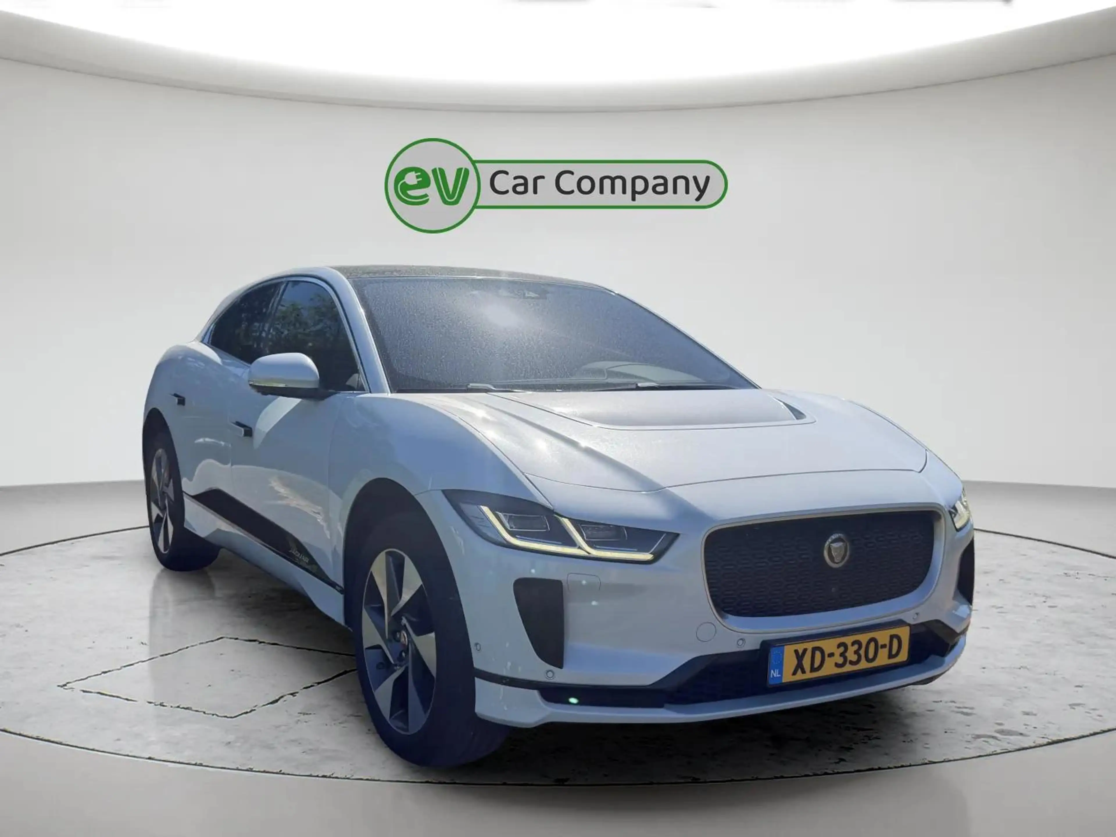 Jaguar I-Pace EV400 First Edition 90 kWh | SOH ..% | Panoramadak — photo 2
