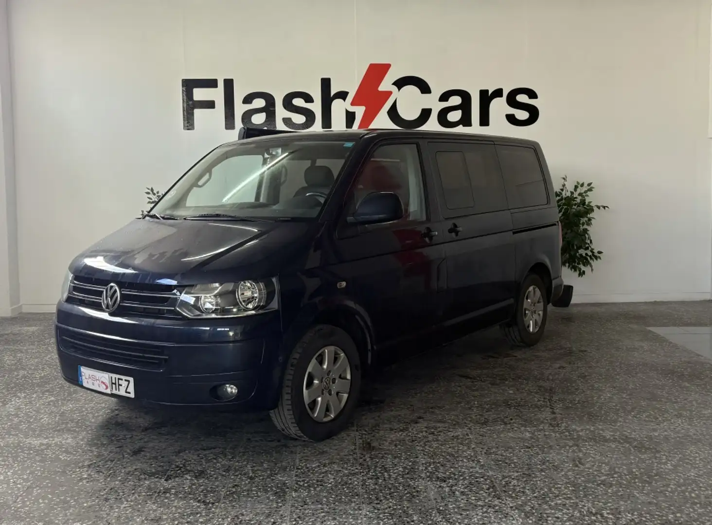 Volkswagen VOLKSWAGEN Multivan M1 Berlina  Manual de 5 Puerta Albastru - 1