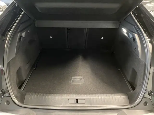Peugeot 3008 view 9