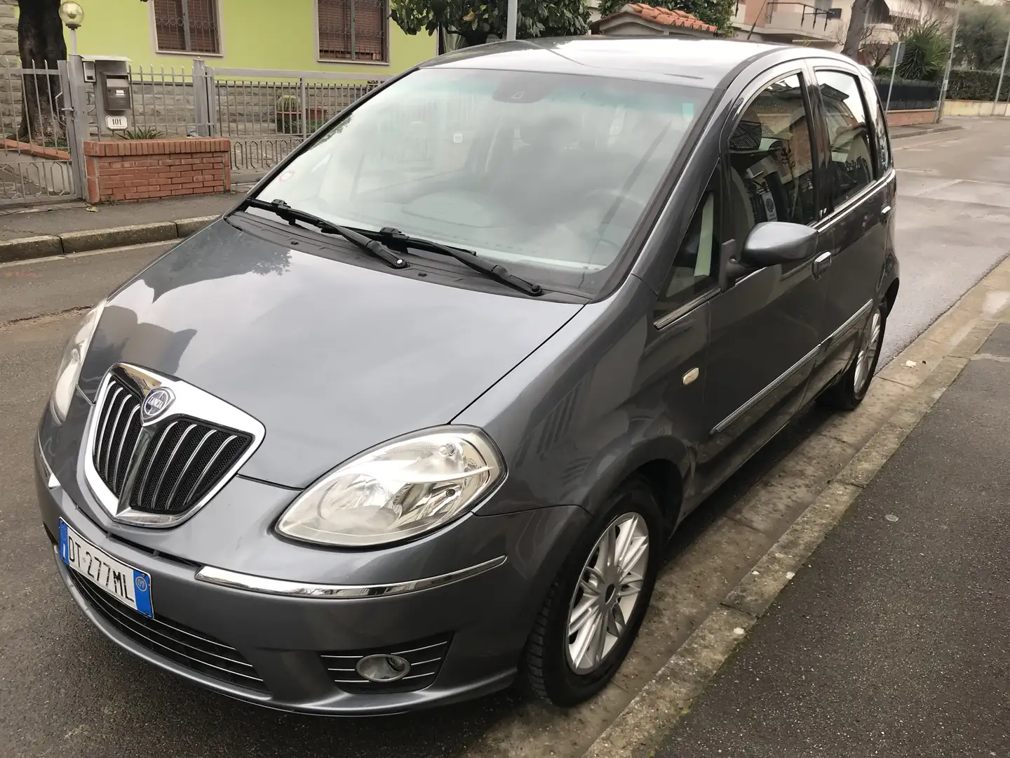 Lancia MUSA 1.3 mjt Oro 90cv - 1