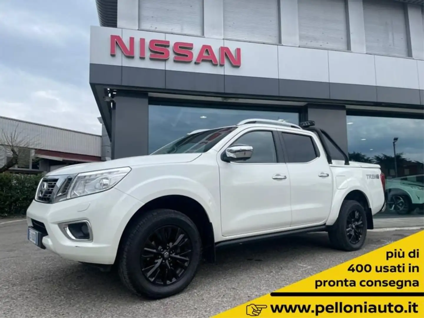 Nissan Navara 2.3 dCi 190 CV 7AT 4WD DC Trek-1° PREZZO FINITO Bianco - 1