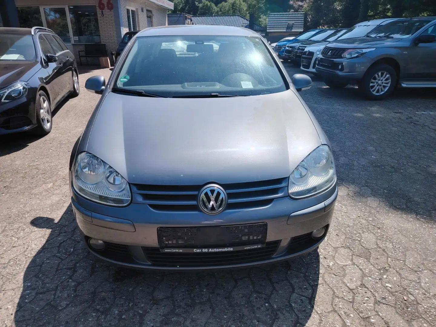 Volkswagen Golf V Lim. Sportline 4Motion / Klimaautomatik / Grau - 2