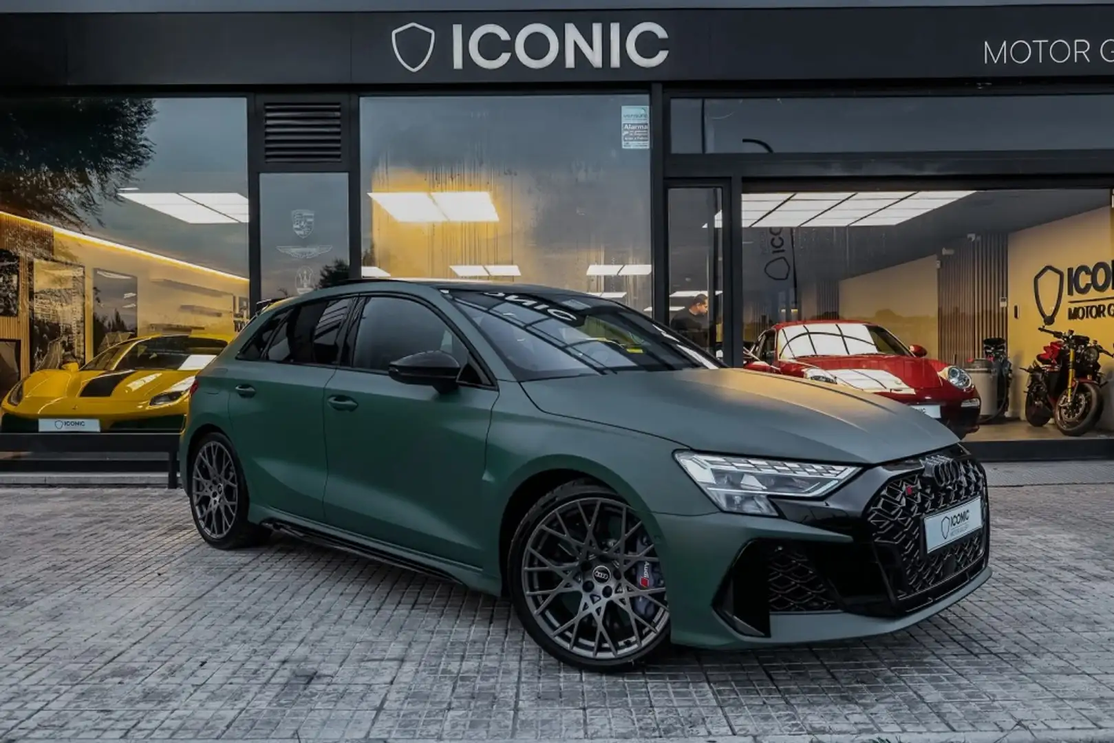 Audi A3 RS3 Sportback quattro S tronic 294kW Verde - 1