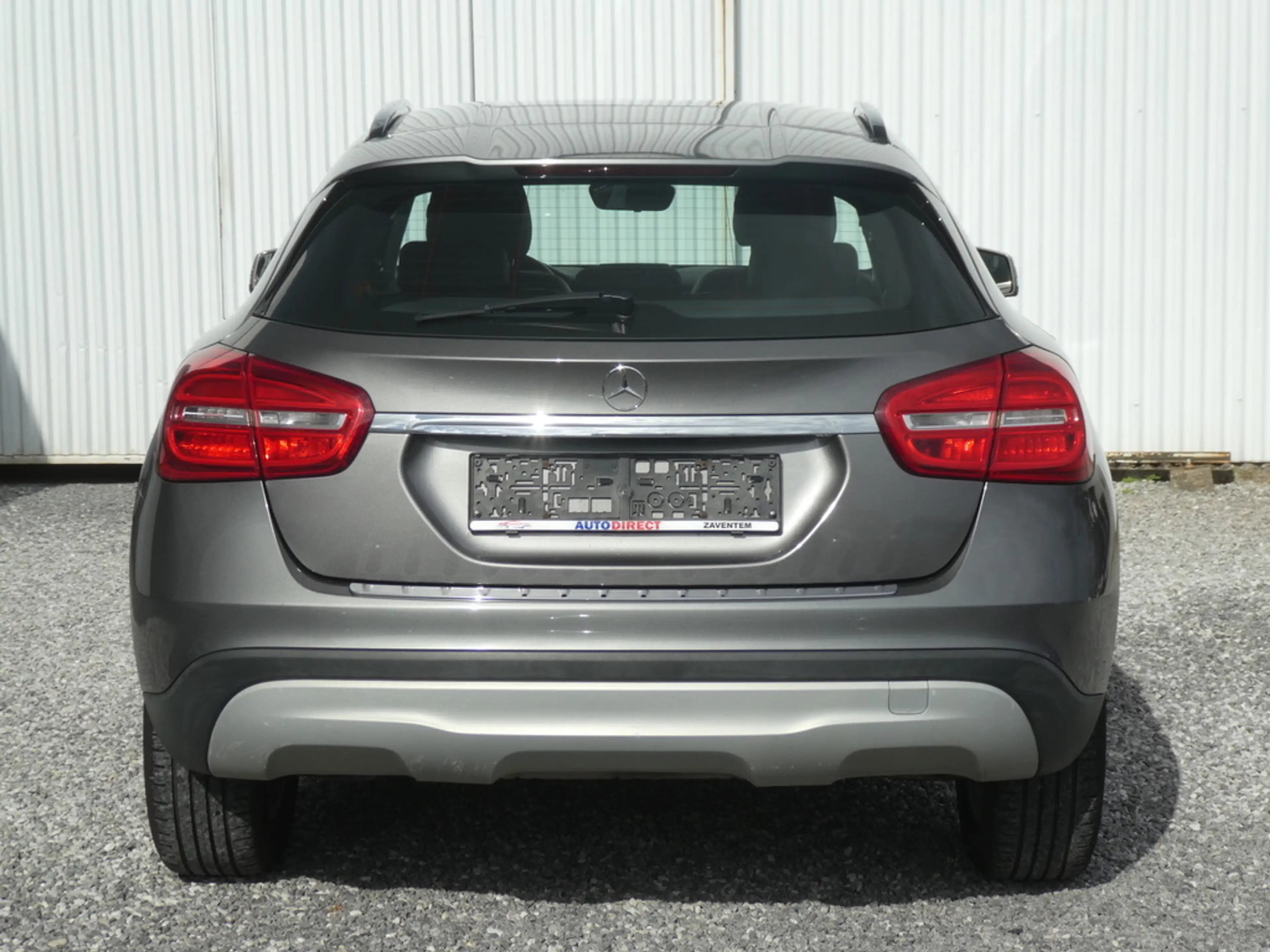 Mercedes-Benz GLA 180 AUTOMAAT Cuir, Navi, Led, Camera, Airco, PDC — photo 5