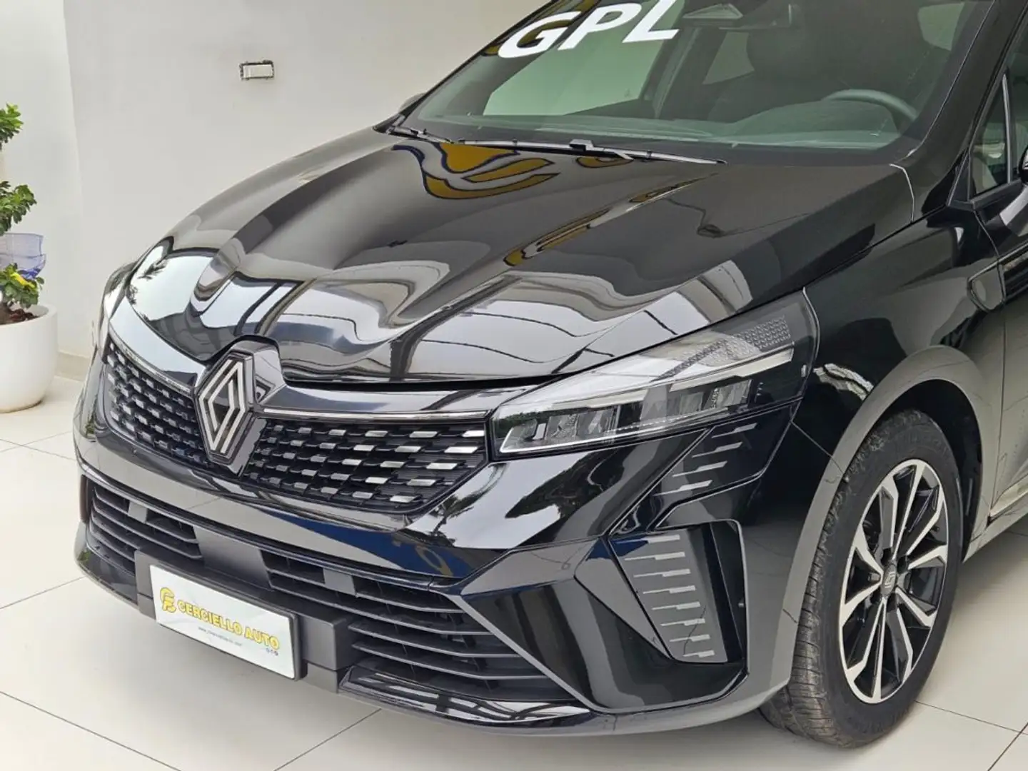 Renault Clio ECO-G 100 CV Techno tua da €199,00 mensili Negro - 2