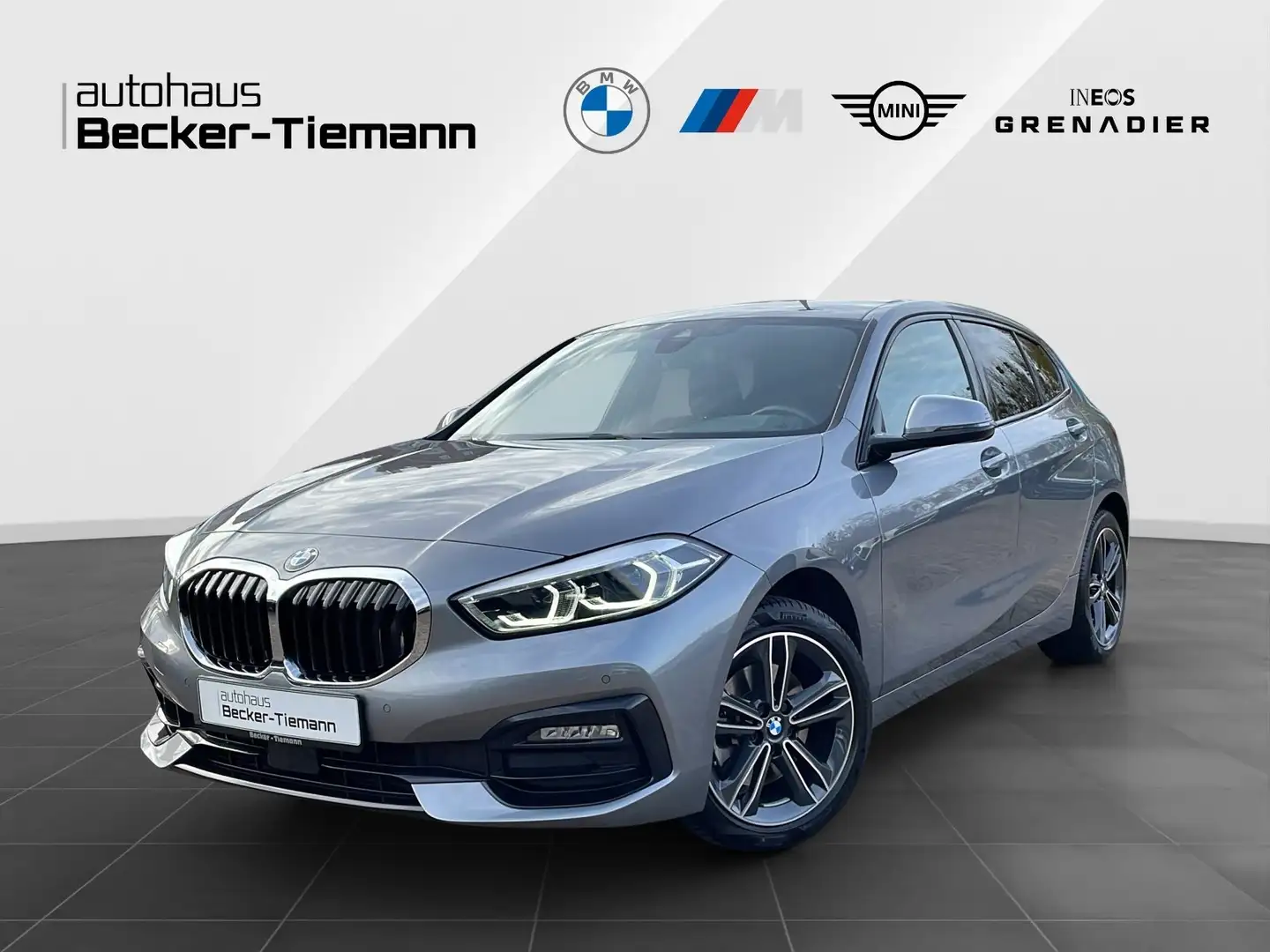 BMW 118 i Sport Line/ LC Prof./ LED/ DAB/ SHZ Grijs - 1