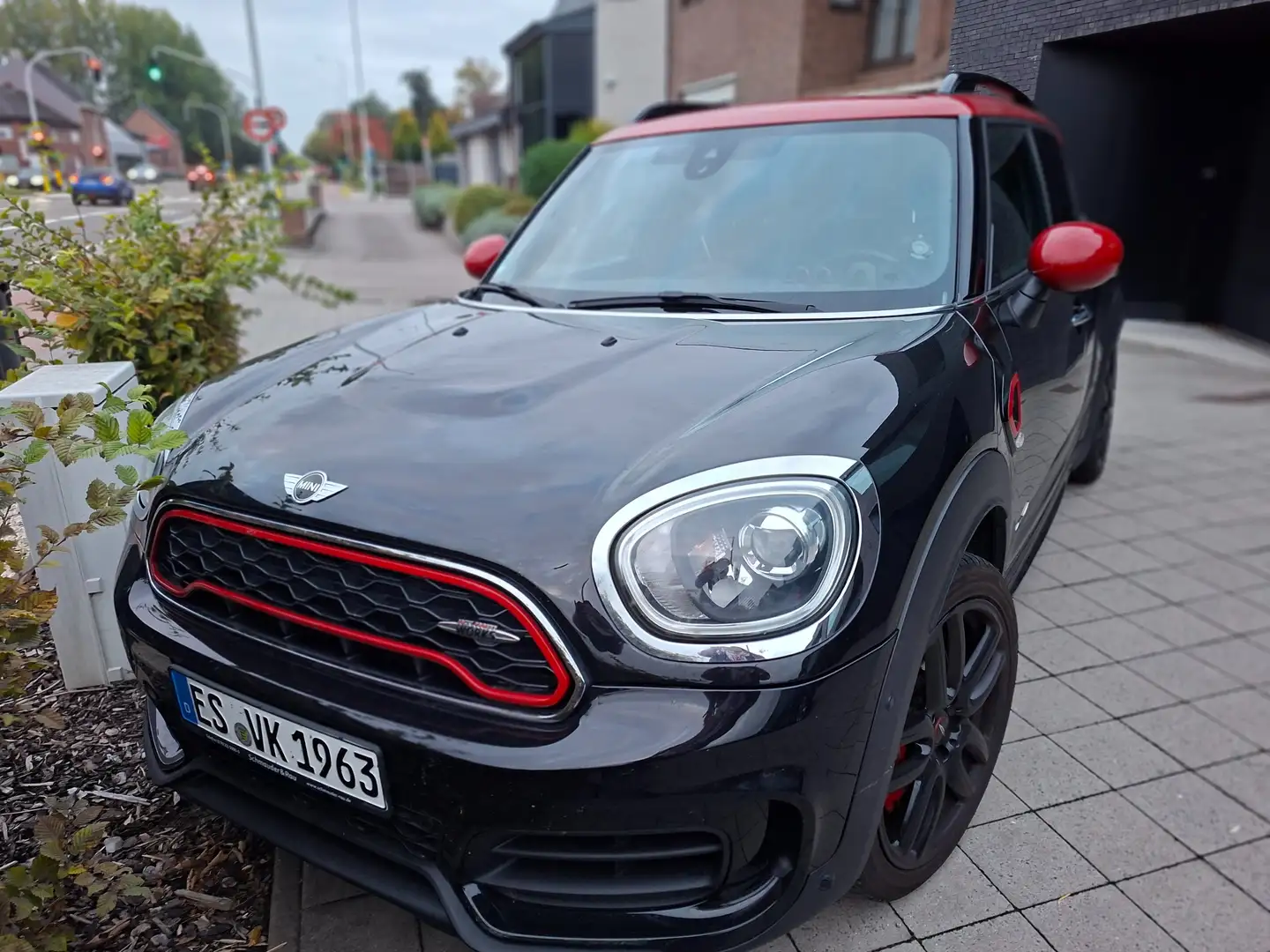 MINI John Cooper Works Countryman Mini John Cooper Works Countryman All4 Sport-Aut. Zwart - 1