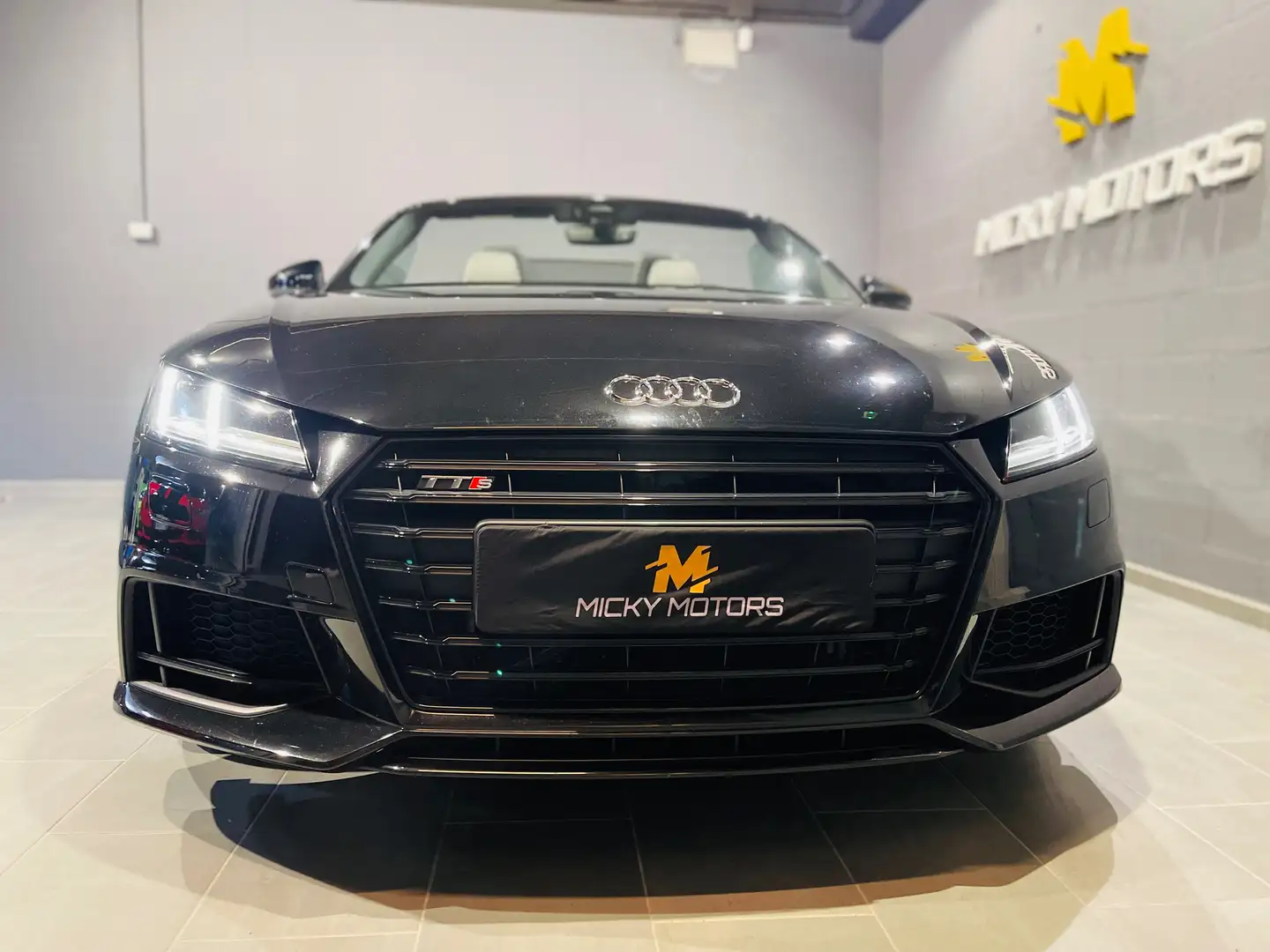 Audi TTS TTS Roadster 2.0 tfsi quattro s-tronic Černá - 2