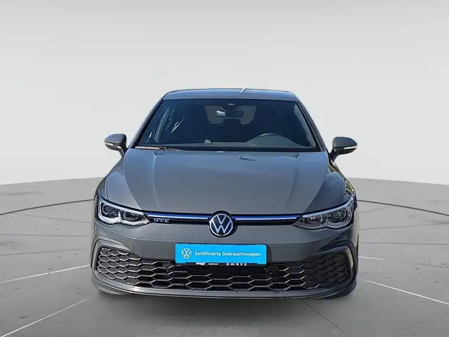 Volkswagen Golf view 2