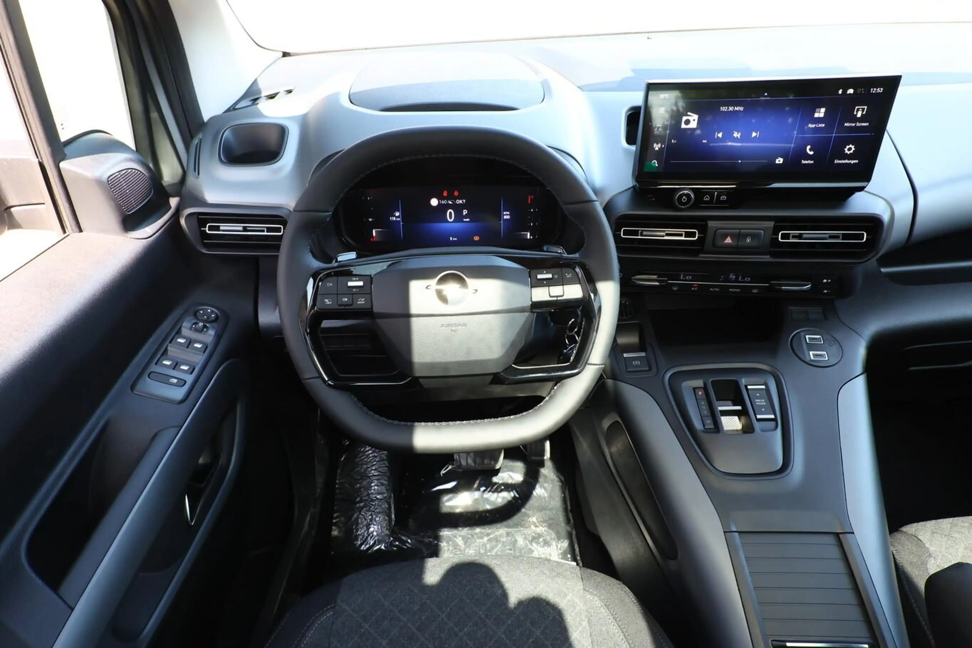 Opel Combo GS AT8 Pano Klimaaut LHZ IntelliLux Kam 96 kW (... — photo 7