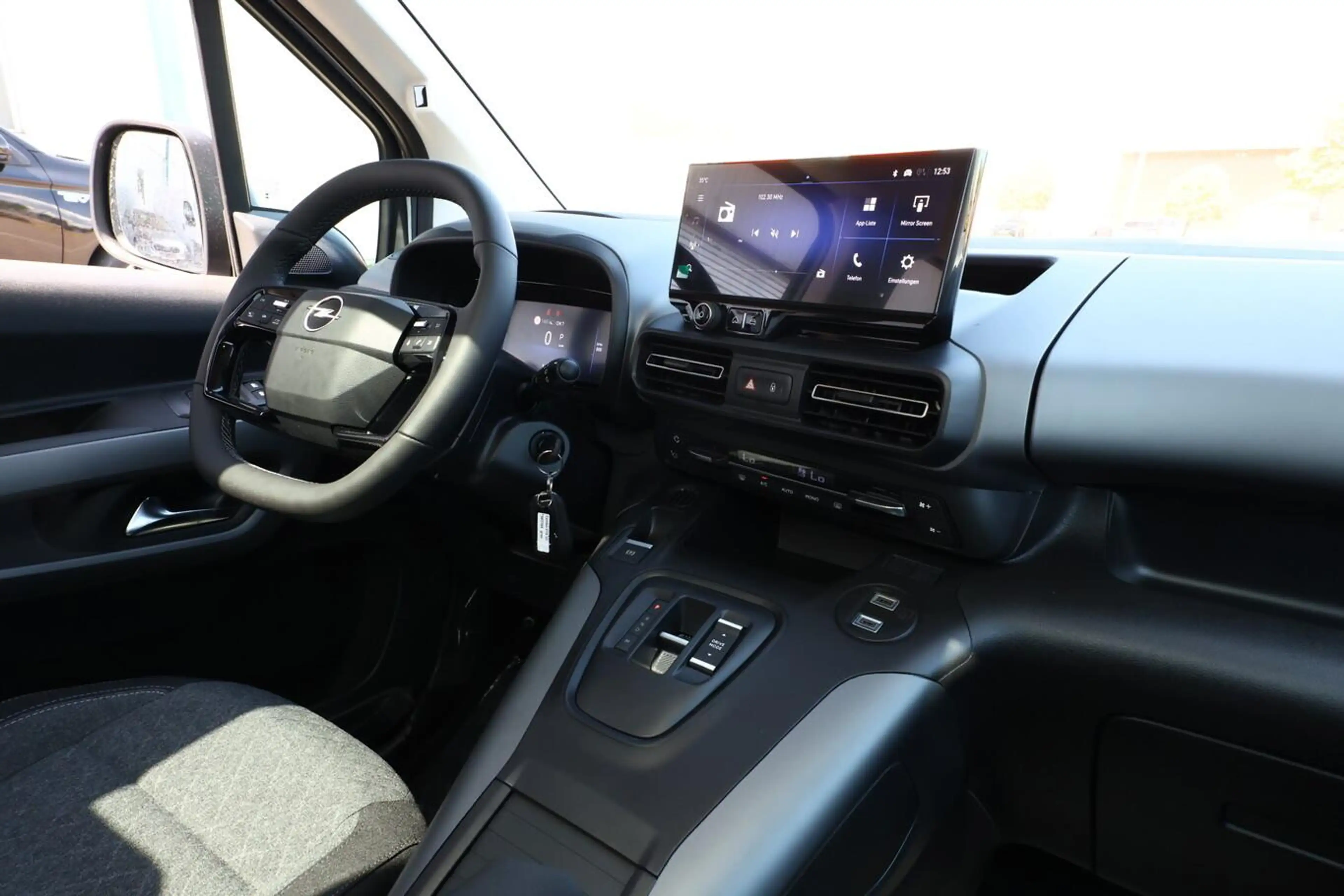 Opel Combo GS AT8 Pano Klimaaut LHZ IntelliLux Kam 96 kW (... — photo 9