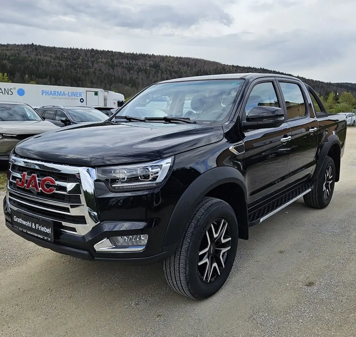 JAC 8 Pro 4x4 2,4 Turbo Doppelkabine*All-inclusive Schwarz - 1