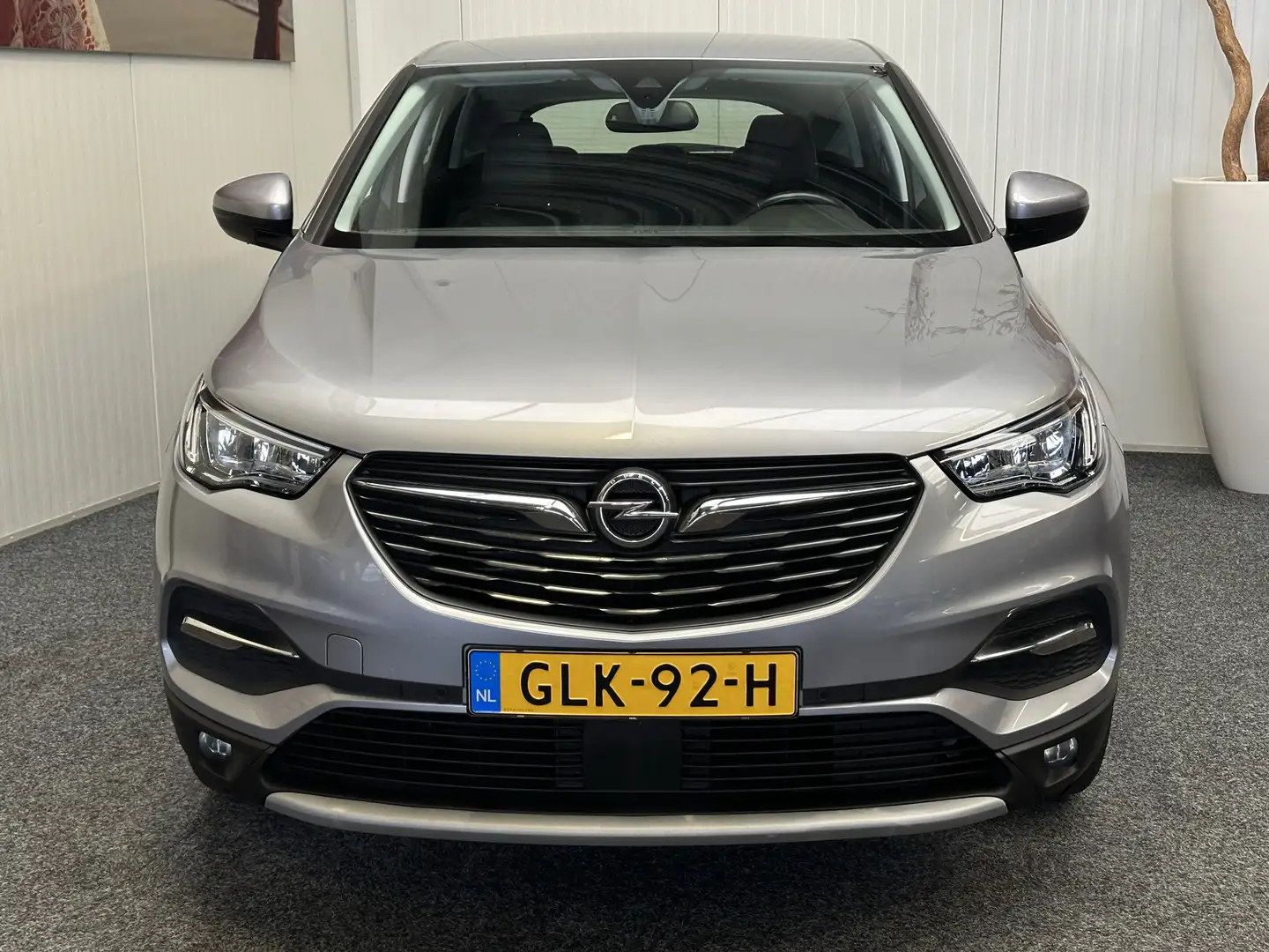 Opel Grandland X 1.2 TURBO EDITION NAVIGATIE CRUISE CONTROL APPLE C Gris - 2