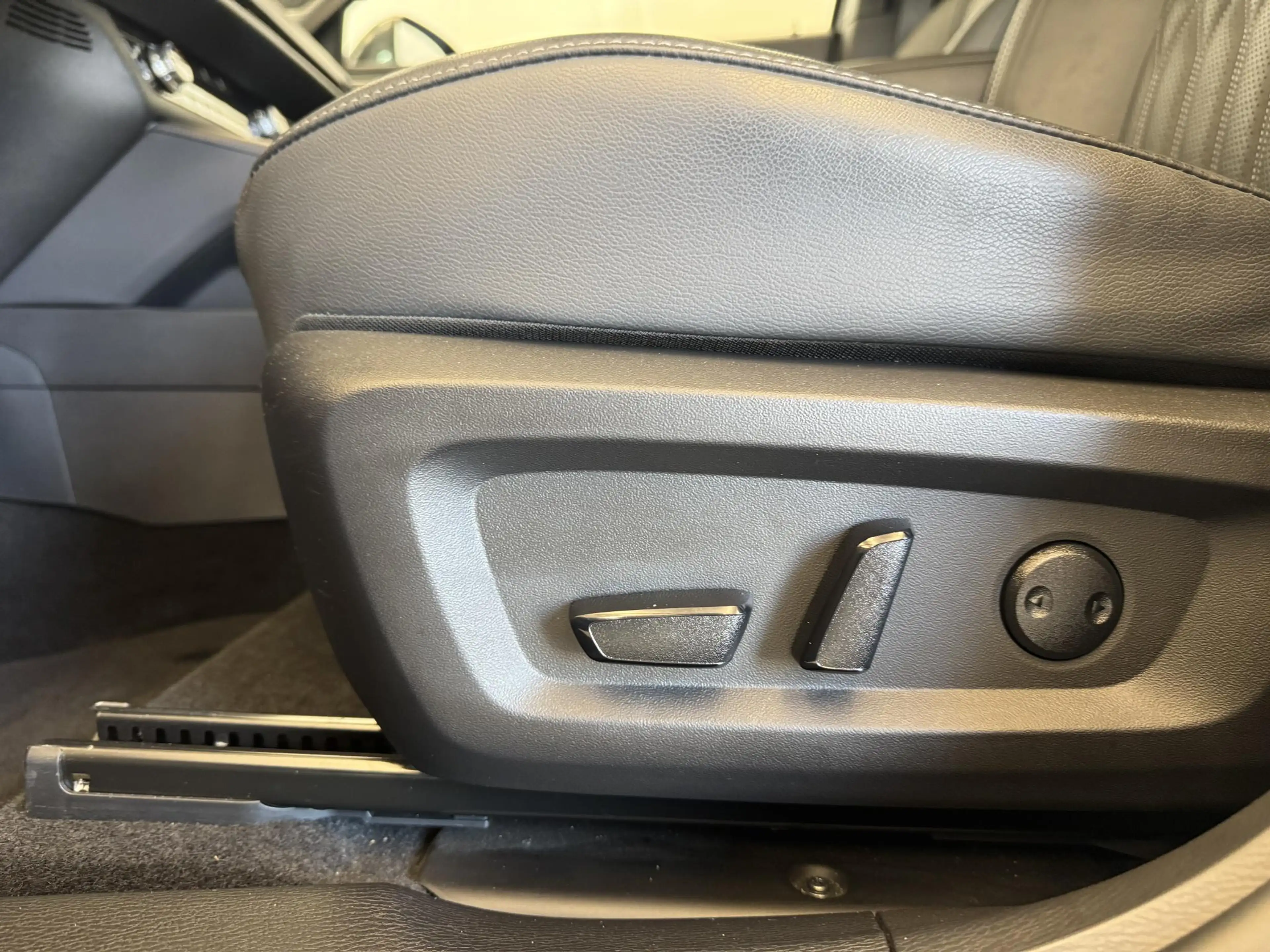 Mitsubishi Outlander 2.4 PHEV Instyle | Stoelkoeling | Trekhaak | Panor — photo 12