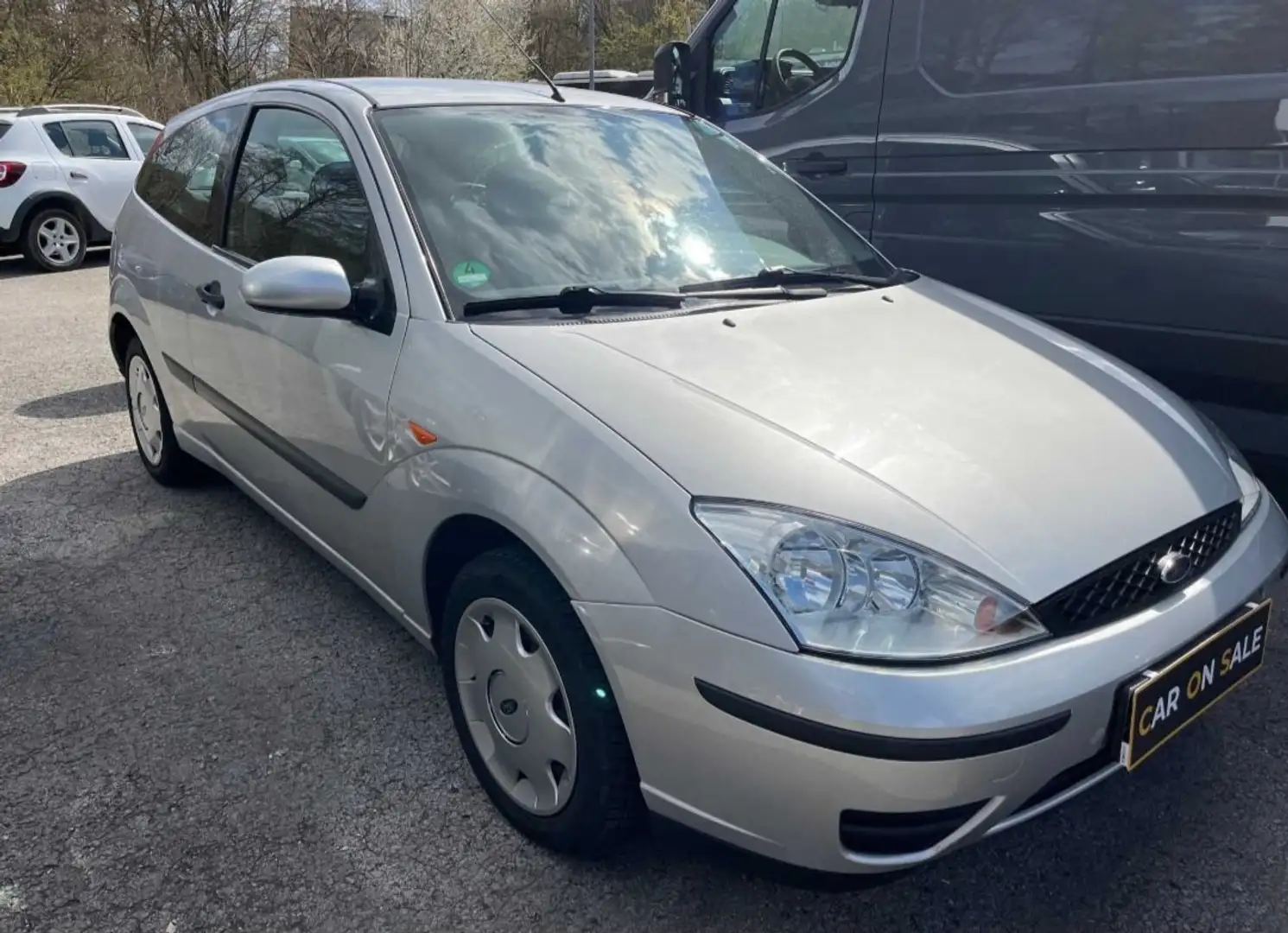 Ford Focus 1.4 Trend TÜV 10/25 Argent - 2