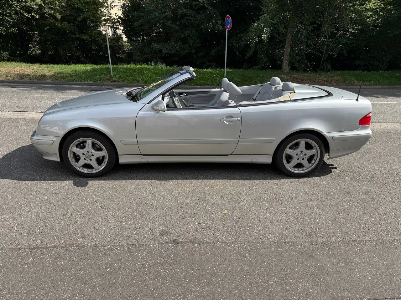 Mercedes-Benz CLK 320 Cabrio Elegance final edition AMG VOLL kein Rost Scheckheft, foto 3