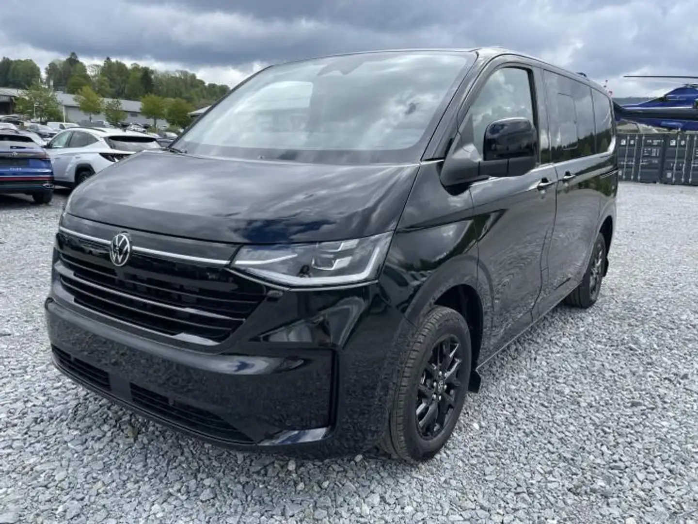 Volkswagen T7 Caravelle Style KR 8 Sitzer (Style Sitzer) 2.0 TDI 110 kW... Schwarz - 1